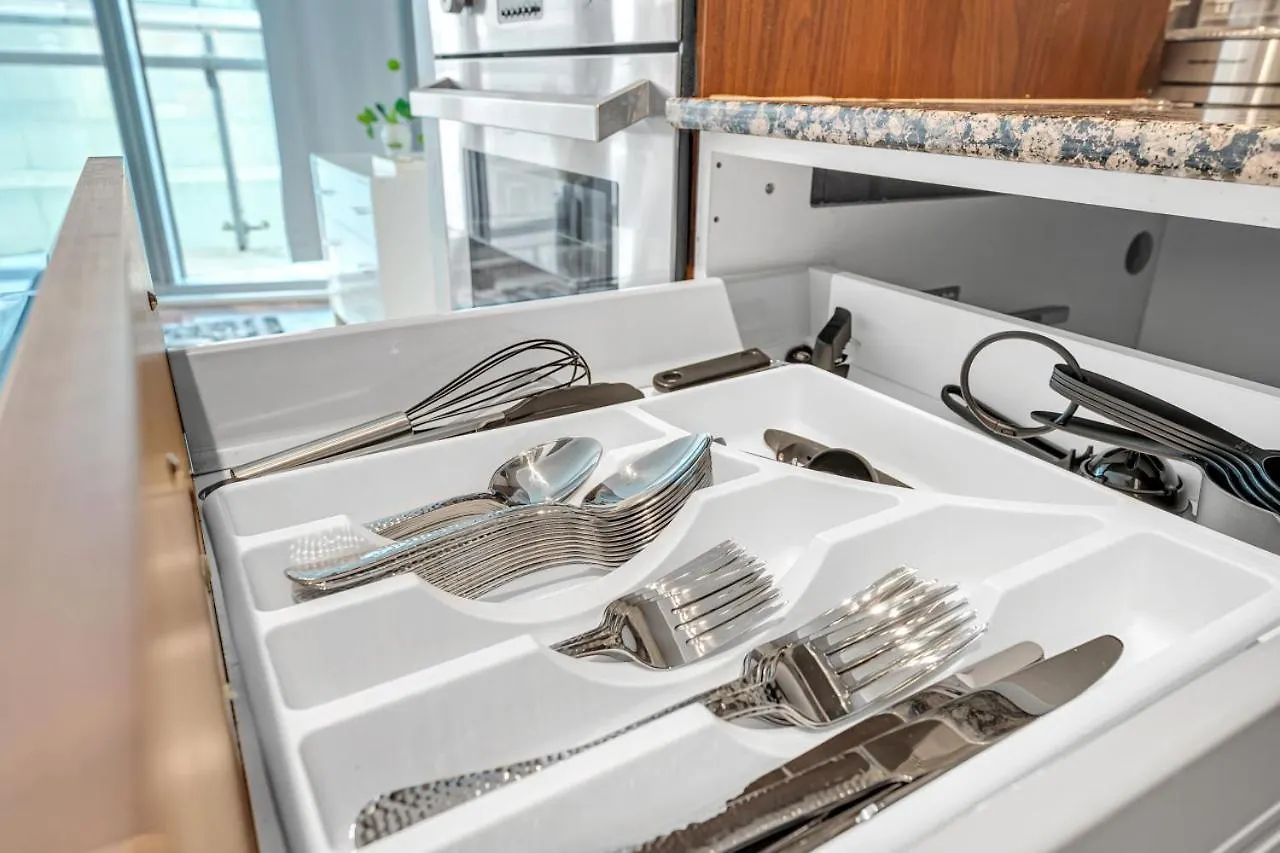 Holiday home Cozy Unit Near Scotiabank Arena, Mtcc & Rogers Centre Villa Toronto Canada